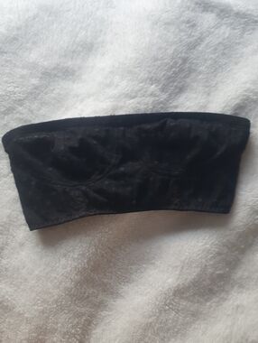 Black Strapless Bandeau Bra